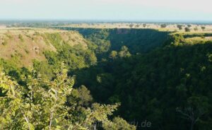 Afrikas Grabenbruch rund 6000 km lang